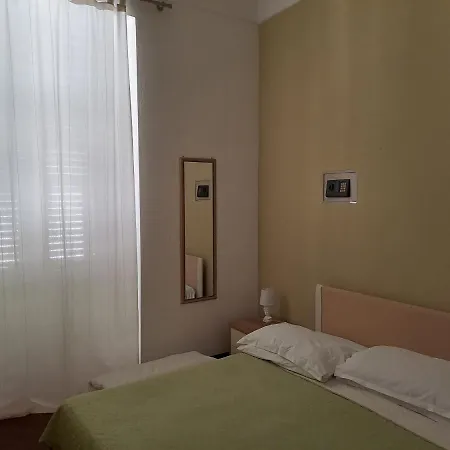 Larysa Apartment Sanremo Exterior photo